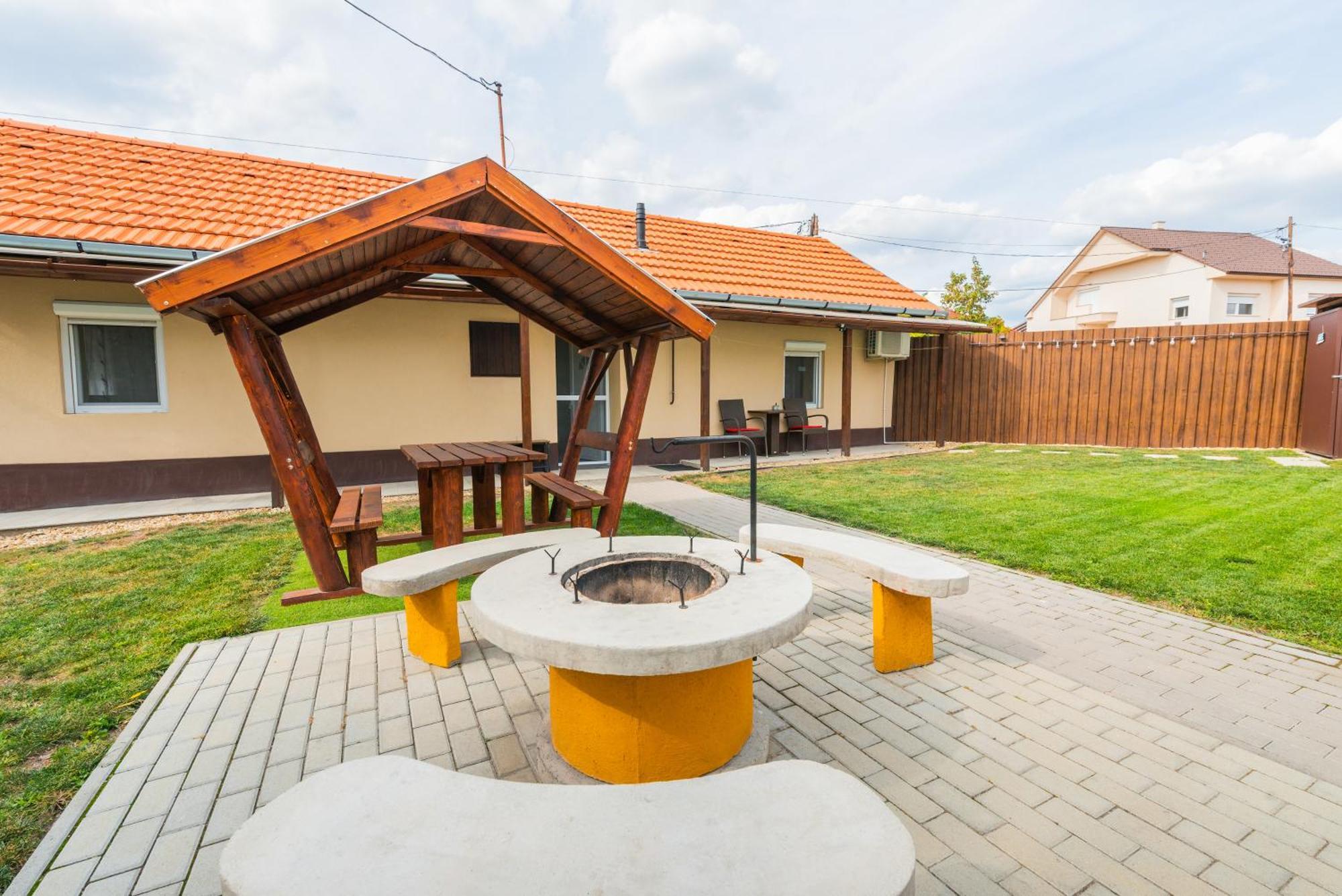 Dio Vendeghaz Villa Mezokovesd Ngoại thất bức ảnh